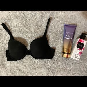 Victoria’s Secret Black Push-Up Bra